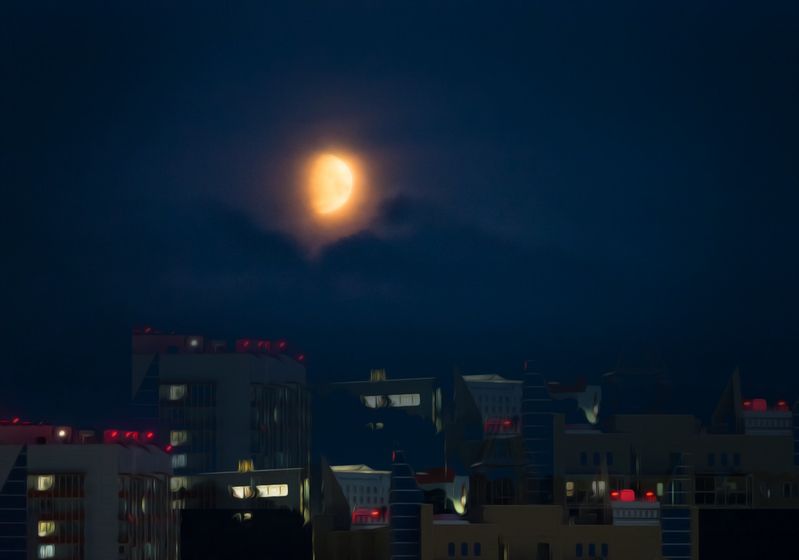 Луна над игрушечным городом.photo preview