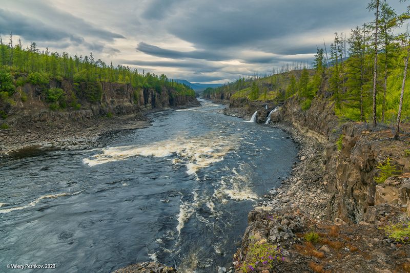 плато путорана, река курейка, вода, течение, перекаты, каньон, скалы, пороги, владимир коваль Река Курейка, плато Путоранаphoto preview