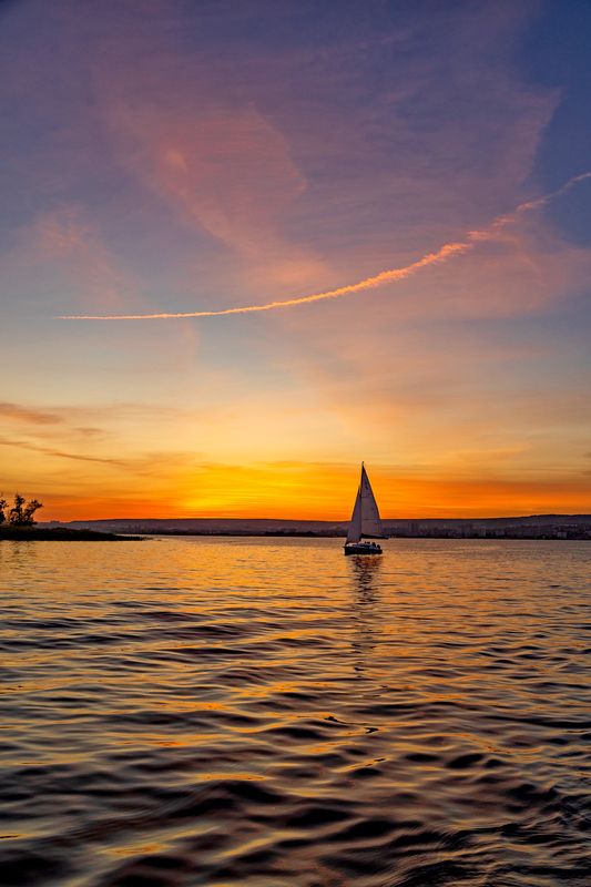 волга, закат, саратов, яхта, вода После заката на Волге..photo preview