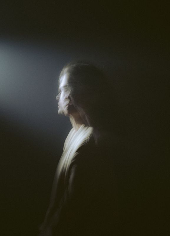 DANCE SHADOW AND LIGHTphoto preview