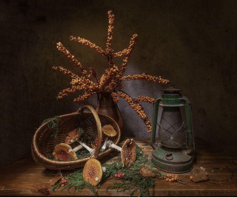 натюрморт, облепиха, мухомор, мухоморы, керосинка, корзинка Рыжая осень...photo preview