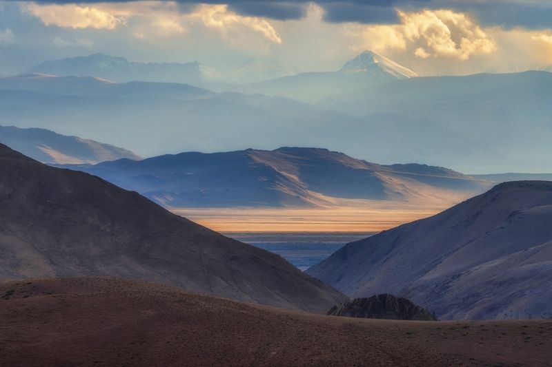 Вид на Ю-Чуйский хребетphoto preview