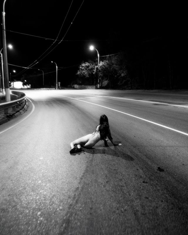 #artphotography, #nudeart, #sensualphotography, #blackandwhitephoto, #fineartnude, #naturalbeauty, #moodyportrait, #bwportrait, #softlight Roadphoto preview