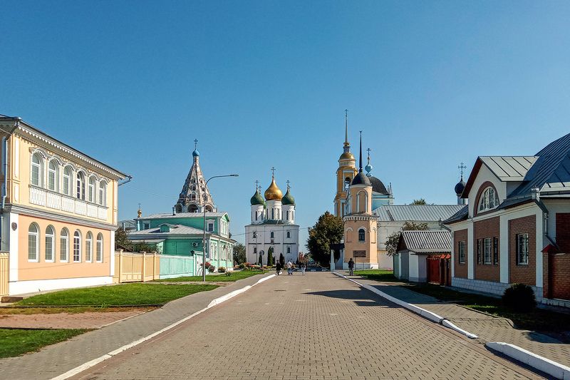 коломна Коломна. Кремль. Улица Лазарева.photo preview