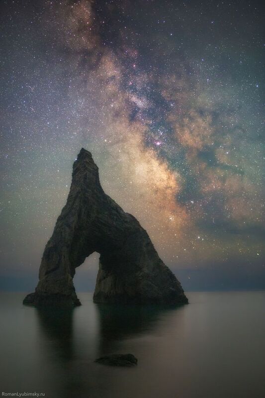 крым, коктебель, золотые ворота, ночь, асропейзаж, фототуры, фототуры по крыму, скала, астро, Между небом и землейphoto preview