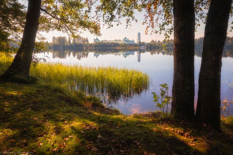 На берегах Рощинского озераphoto preview