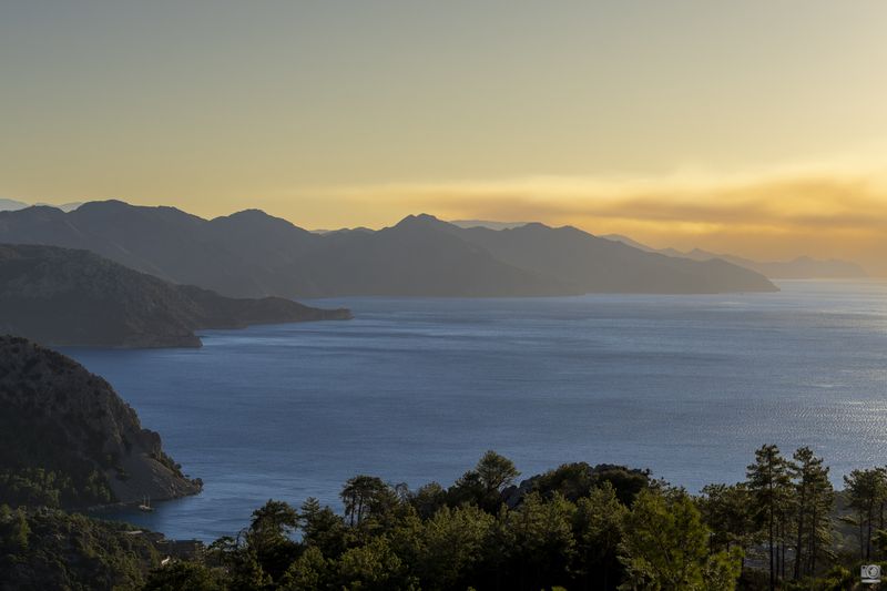 турция Рассвет в бухте Амосphoto preview