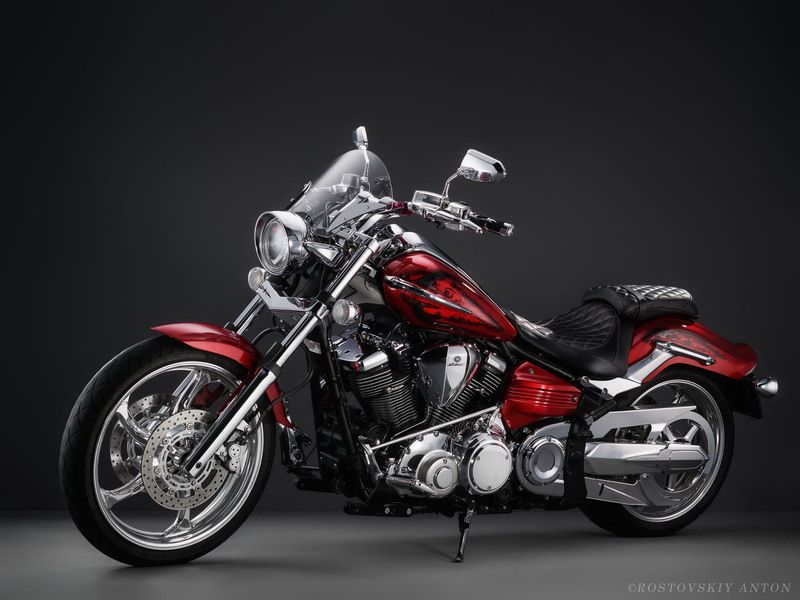 рекламный фотограф, предметный фотограф, мотоцикл, фотостудия,  Рекламная фотография мотоцикла в студии.photo preview