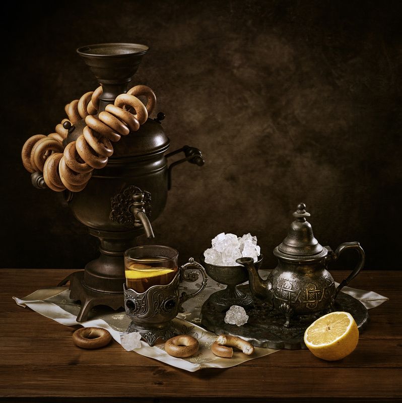 У самовара ...photo preview