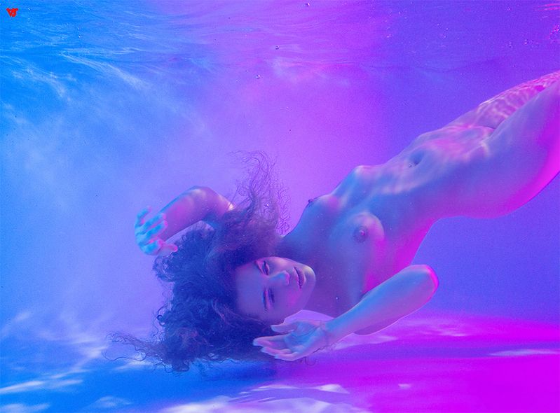 под водой photo preview