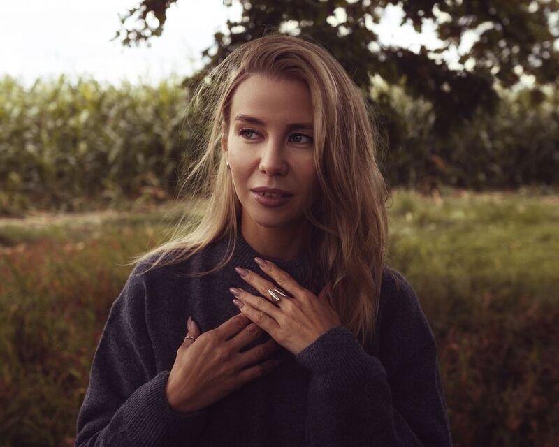 Любовьphoto preview