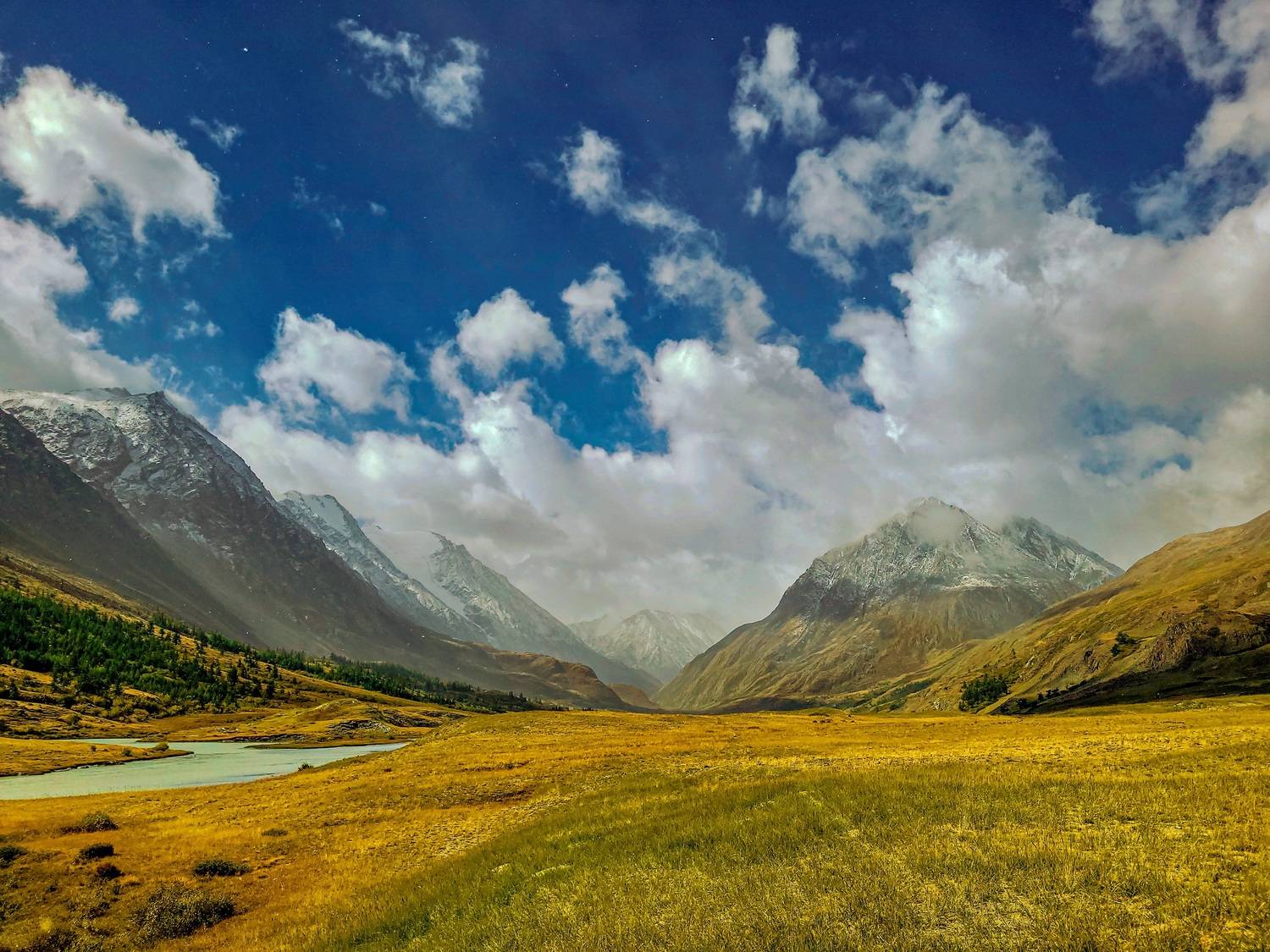 ...а навстречу облака. Облака.... Автор: Владимир Каверин , Владимир Каверин