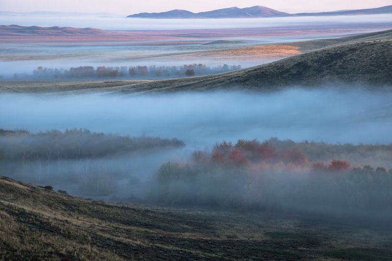 горы кент  каркаралинск Первые лучи солнышкаphoto preview