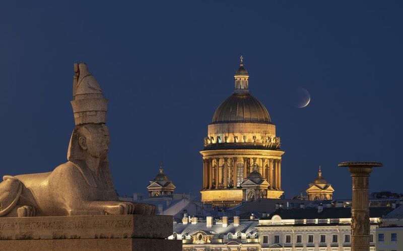 санкт-петербург , питер , луна , синий час , спб , исаакиевский собор , сфинкс Лунное затмениеphoto preview
