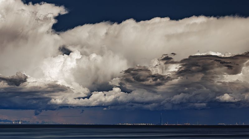 санкт-петербург, лахта центр, туча, облака Санкт-Петербургphoto preview