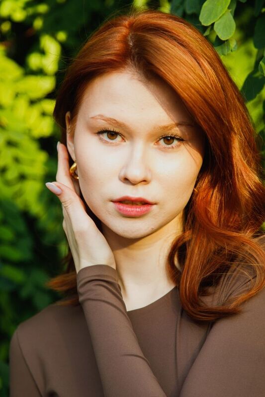 Redheadphoto preview