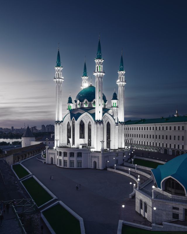 Вечер в Никольской башнеphoto preview