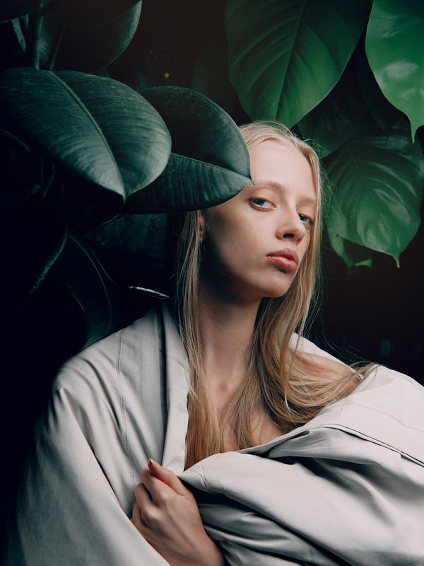 цветы, оранжерея, природа, девушка, портрет photo preview