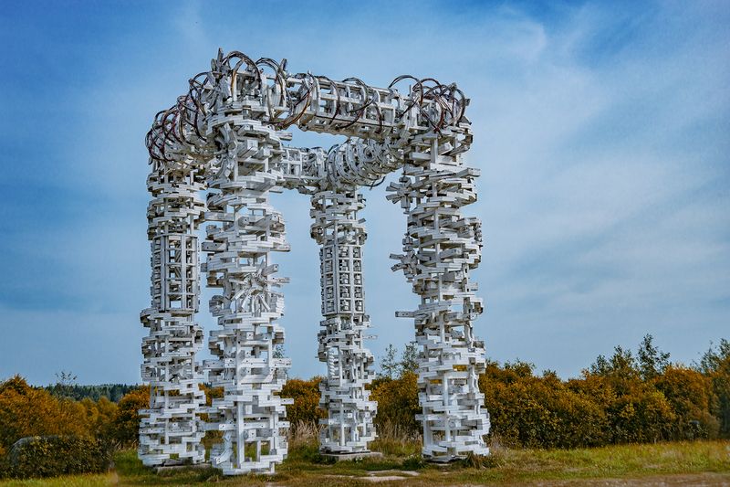 Белые ворота фото превью