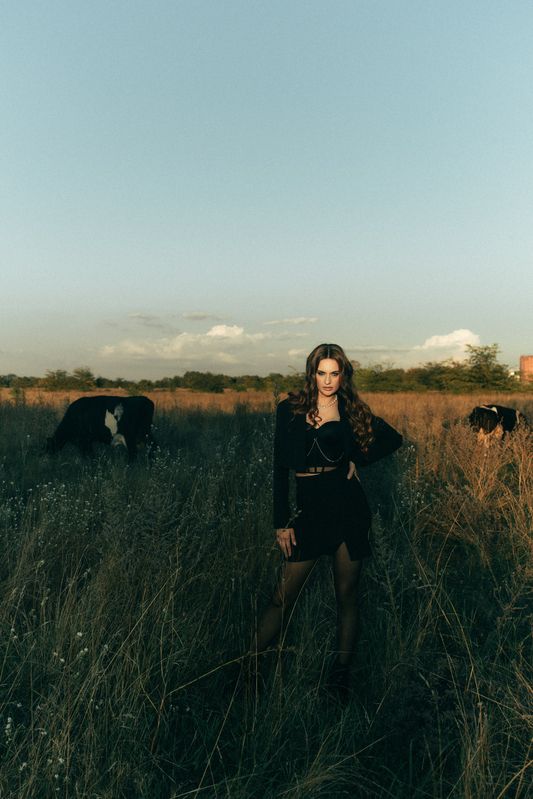 В деревнеphoto preview