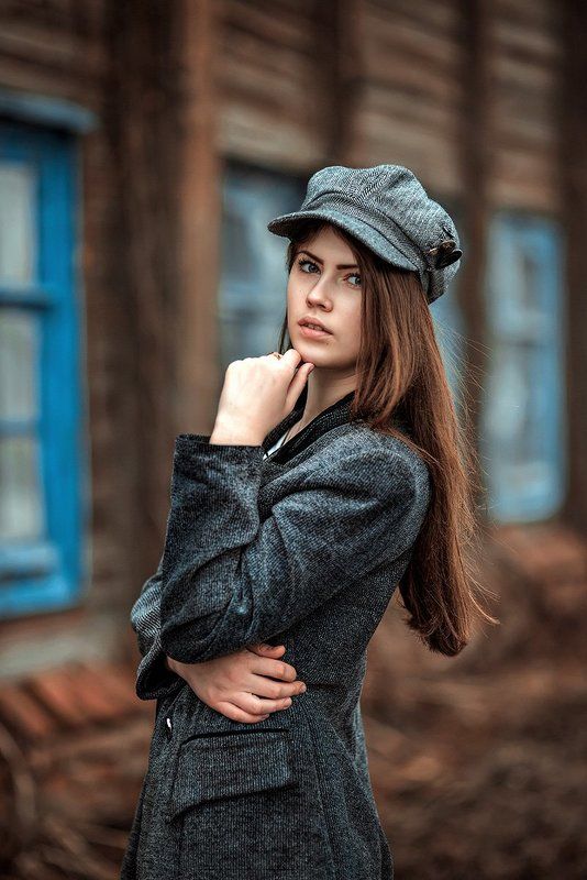 девушка,провинция,старый дом,old hause,girl,provincial,провинциал provincial(серия)photo preview