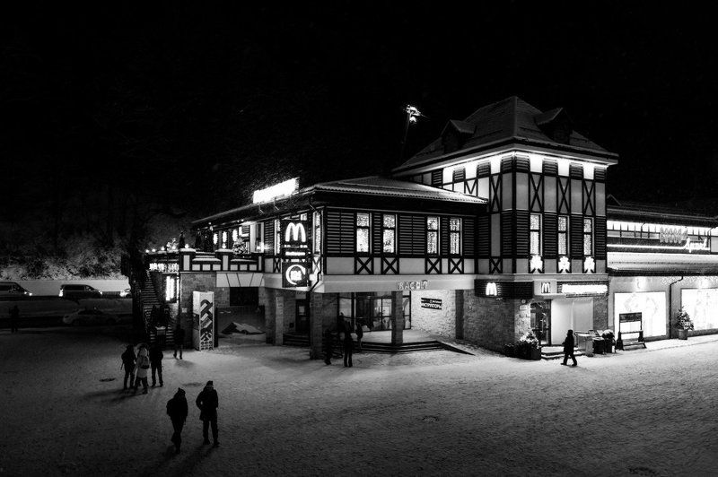 Макдоналдс в Роза Хутореphoto preview