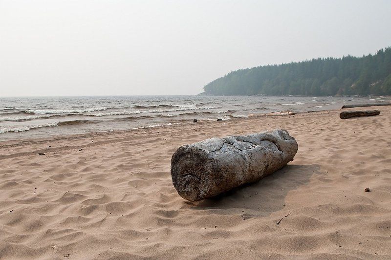 Онего, дым, Бесов Нос Дымный онежский берегphoto preview