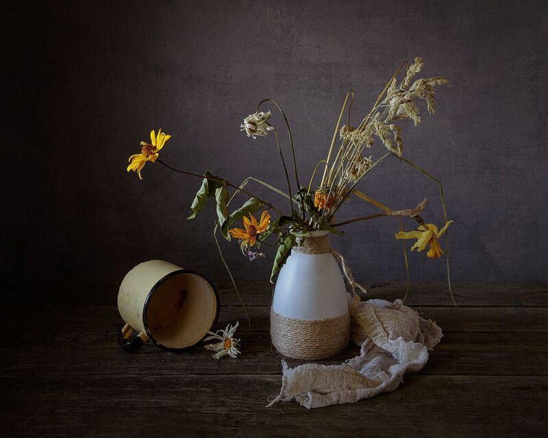 сухие цветы, ромашка, ваза, кружка photo preview