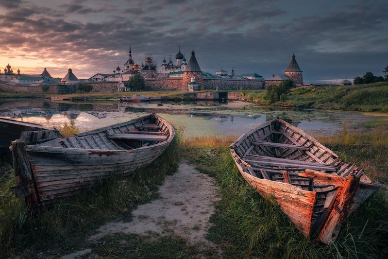 Соловки Соловецкий_монастырь белые_ночи Архангельская_область Белое_море Карбасы соловецкиеphoto preview