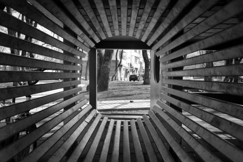 взгляд, барьеры, город Зашоренный взглядphoto preview