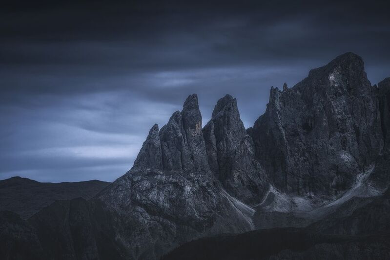 The Pale Guardiansphoto preview