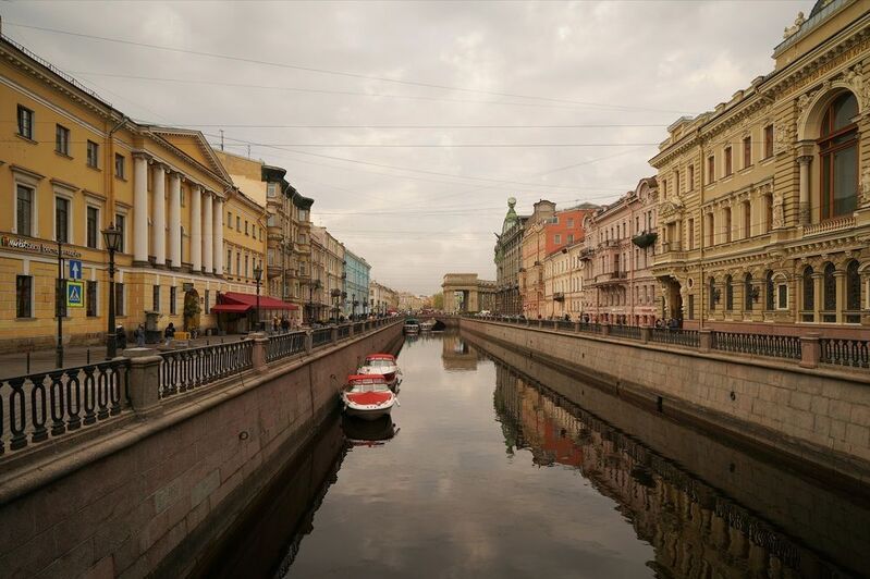 Sleeping boatsphoto preview