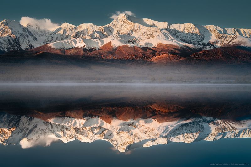 алтай, горы, озеро, природа, рассвет, солнце, облака, пики, снег, отражение, рябь, тишина, гладь, вода, небо, свет, линии, треккинг, путешествия Джангыскольphoto preview