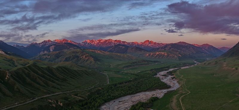 На рассветеphoto preview