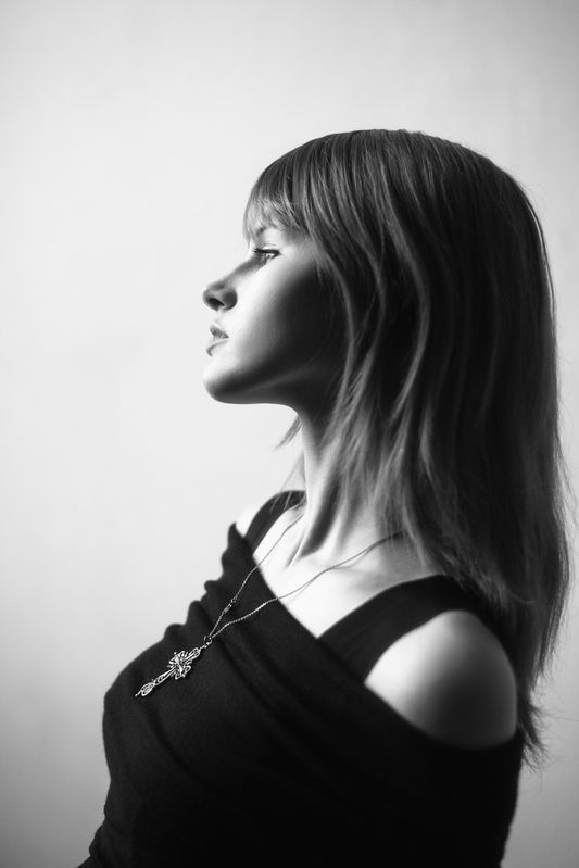портрет, женский портрет, чб портрет, классический портрет, ч/б, portrait, девушка Аринаphoto preview
