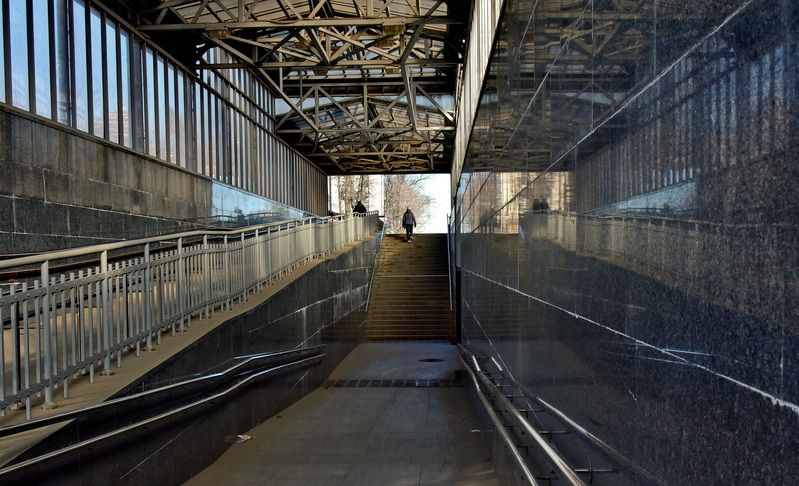 Подземный переходphoto preview