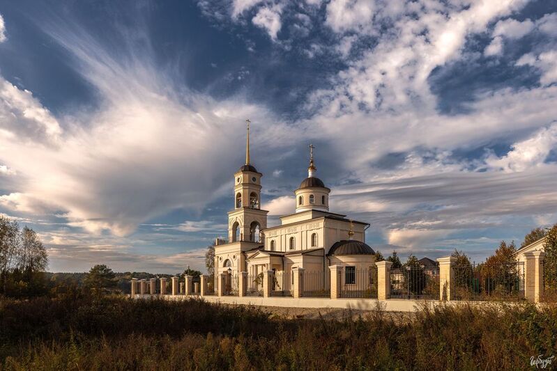 Храм Смоленской иконы Божией Матери в Бунырёво. Тульская область.photo preview