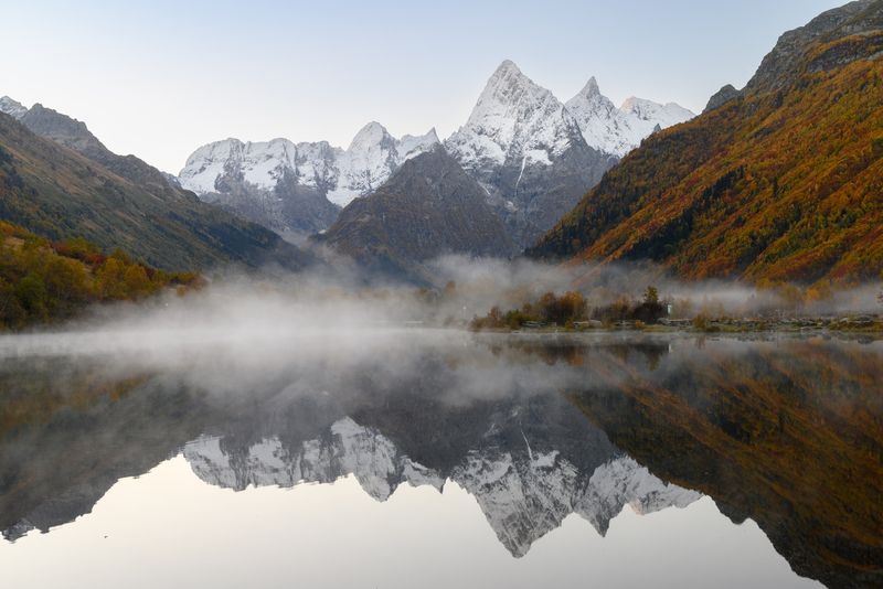 рассвет, туман, озеро, осень,  Домбай Туманное озероphoto preview