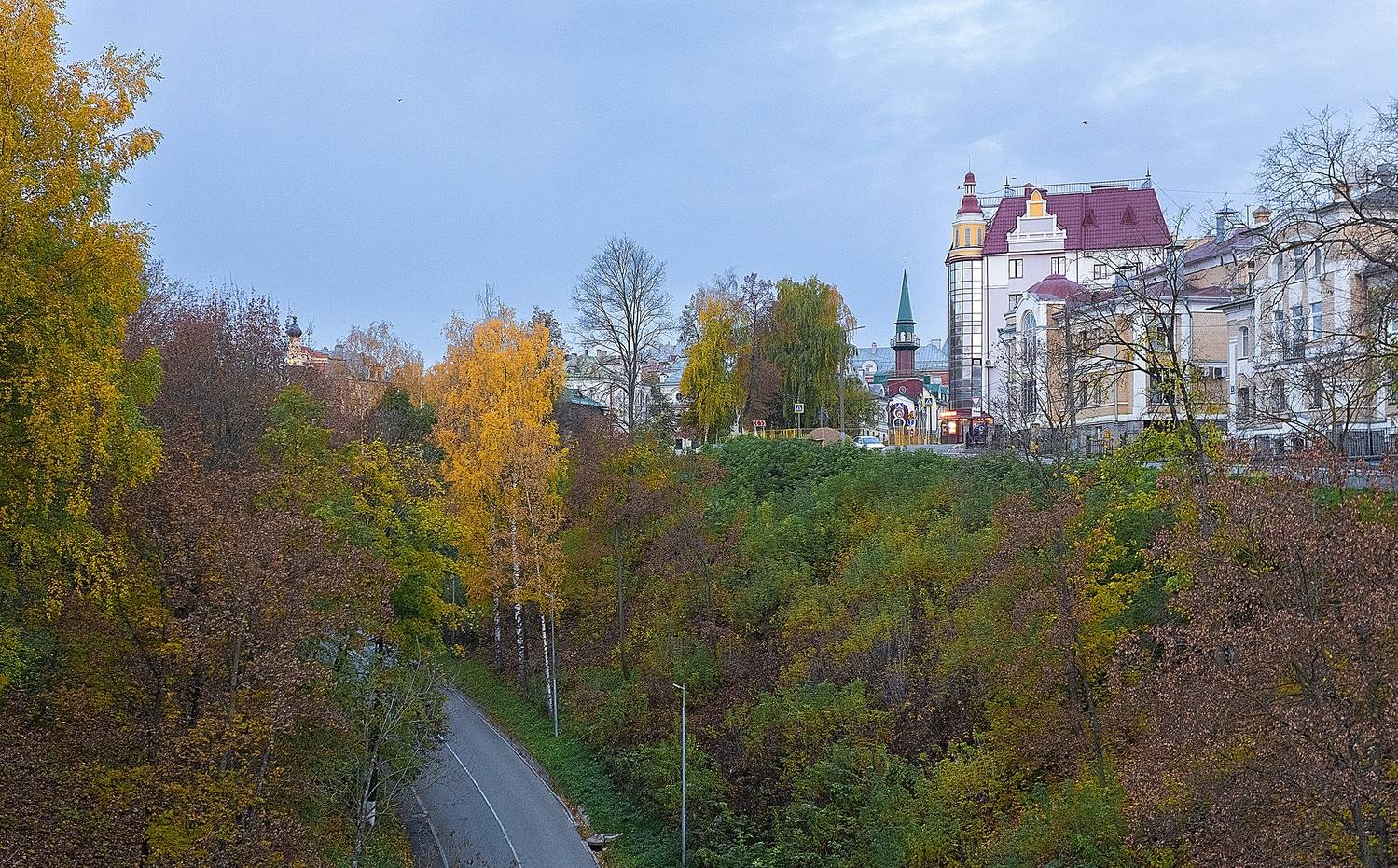 осень, дорога, город, октябрь, хмурое утро, Широких Александр