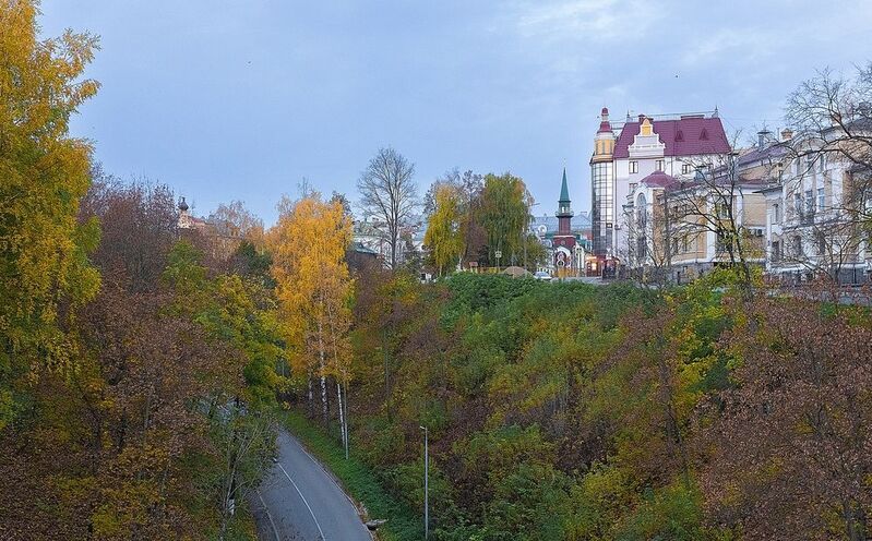 осень, дорога, город, октябрь, хмурое утро Октябрь фото превью