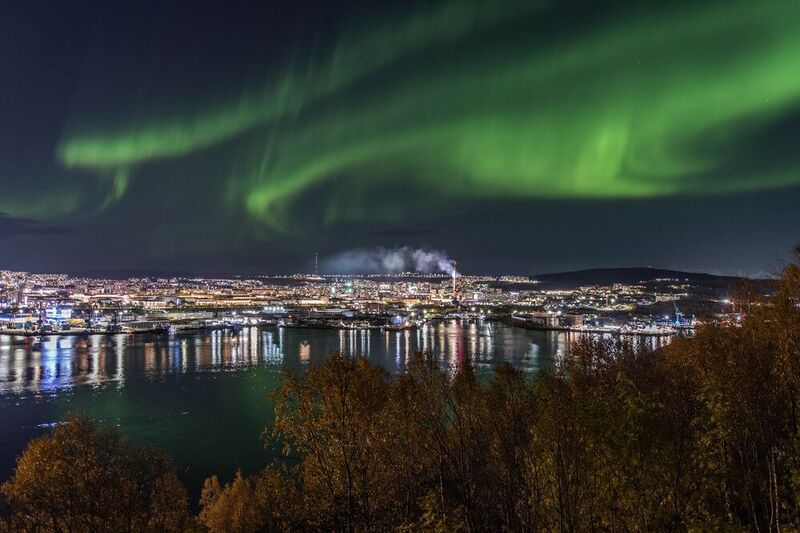 Яркая осеньphoto preview