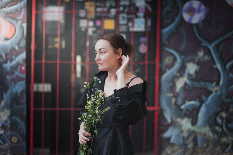 девушка цветок портрет граффити Vasilisaphoto preview