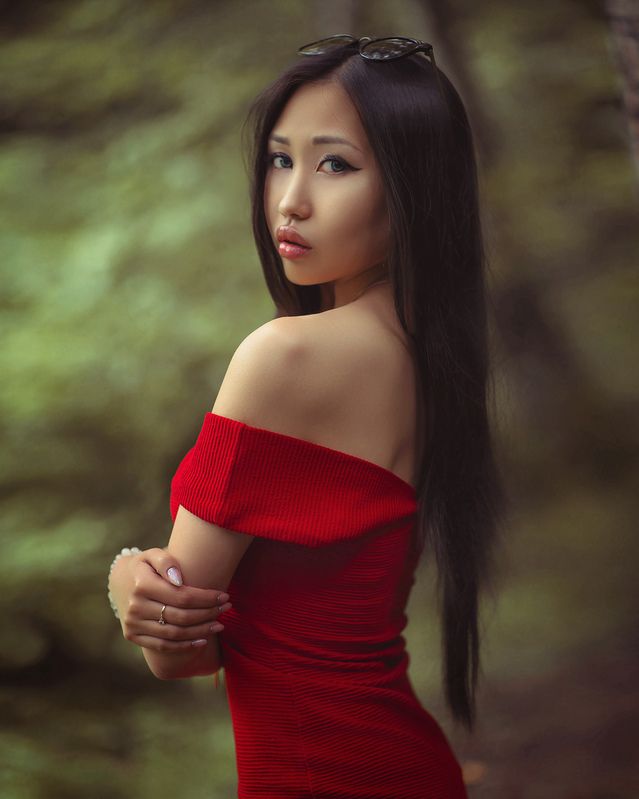 girl, model,hot, studio, portrait, black, light, young, summer, sexy Irinaphoto preview