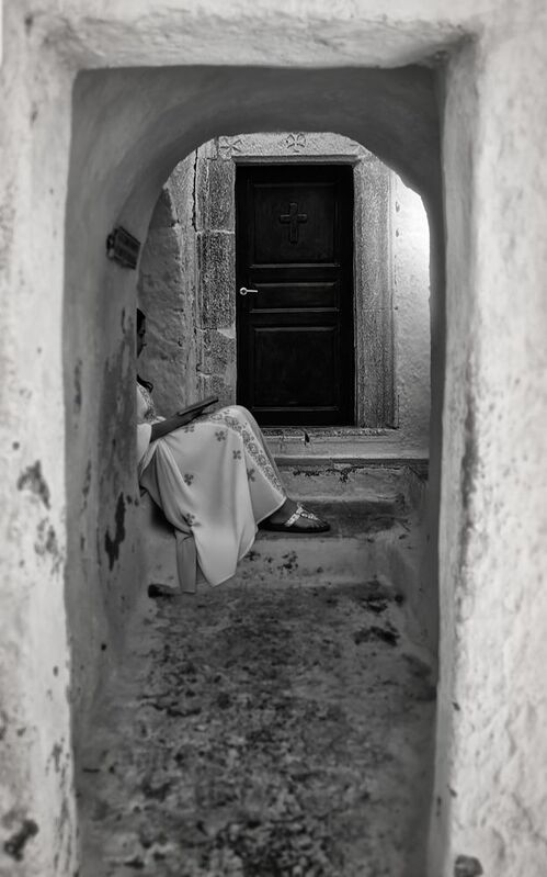 #Photograph #White #Standing #Monochrome photography #Black #Monochrome #Black and white #Shadow #color The Quiet Doorphoto preview