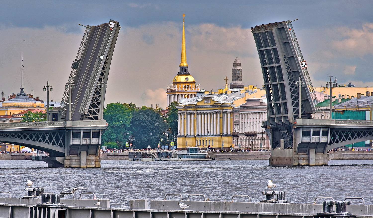 Благовещенский мост. Автор: Лидия Ушакова , Лидия Ушакова