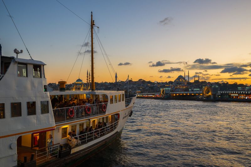 Стамбульский вечерphoto preview