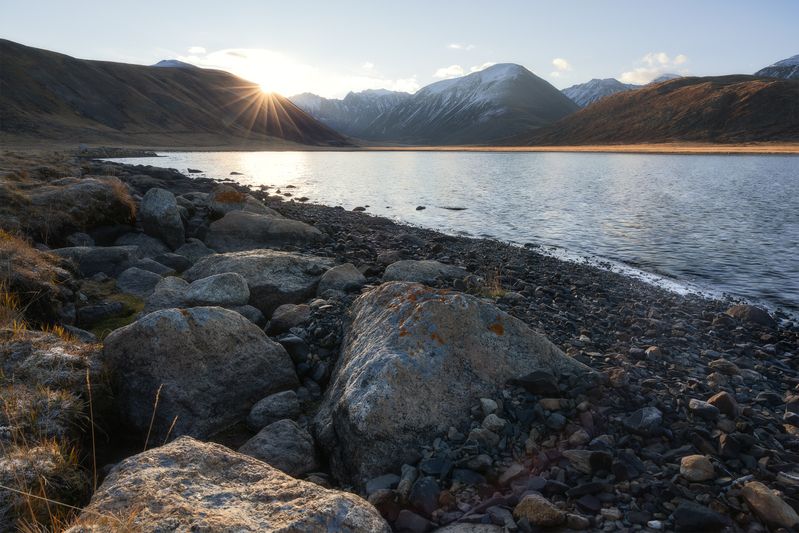 алтай, хребет чихачева, чихачева, рассвет, киндыктыкуль, горный алтай, республика алтай, осень, нарын-гол Озеро Киндыктыкуль, Алтайphoto preview