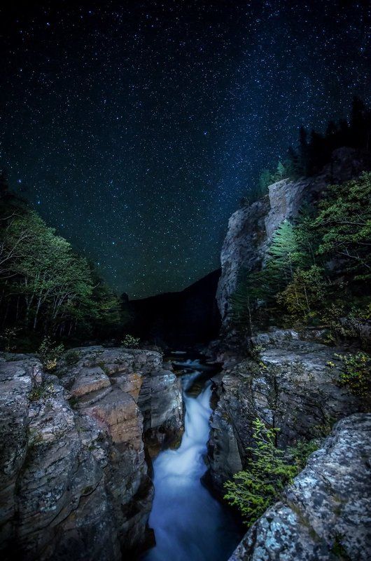 Звёзды, ночь, водопад, река, скалы, Приморский край Под сонма звёздphoto preview