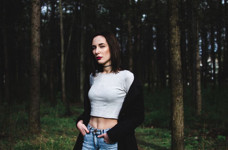 red lipsphoto preview