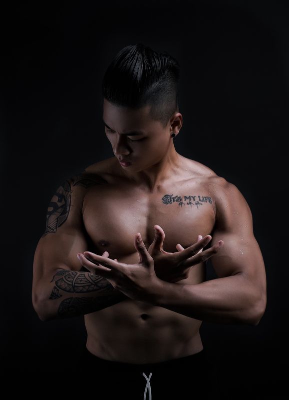 muscle;, fitness;, tattoo Tattoophoto preview